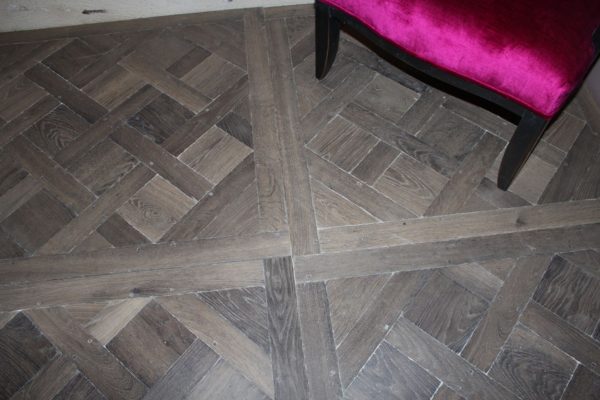 Parquet Versailles chêne vieilli