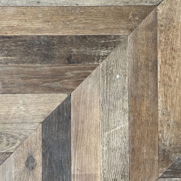 Parquet ancien en point de hongrie