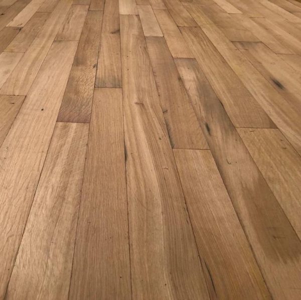 parquet traditionnel de fabrication neuve
