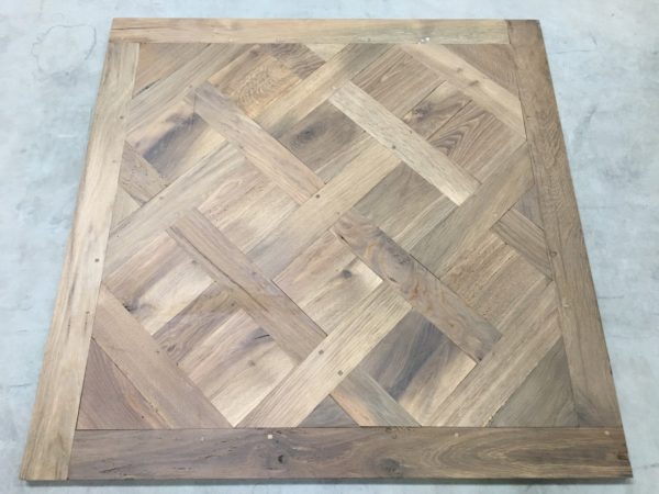 parquet versaille en vieux chêne finition ciré