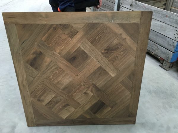 parquet versaille en vieux chêne déclinaison ciré