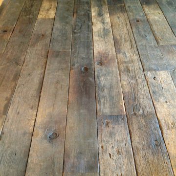 Plancher de wagon aux teintes grises et noires