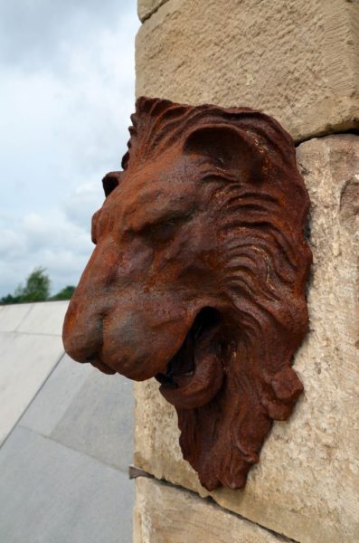 tête de lion pour fontaine