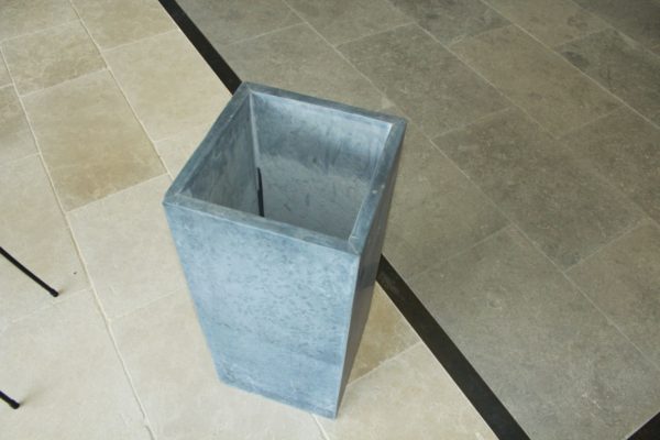 pot en pierre bleue