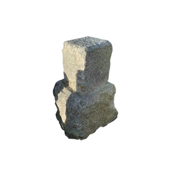 borne en pierre granit
