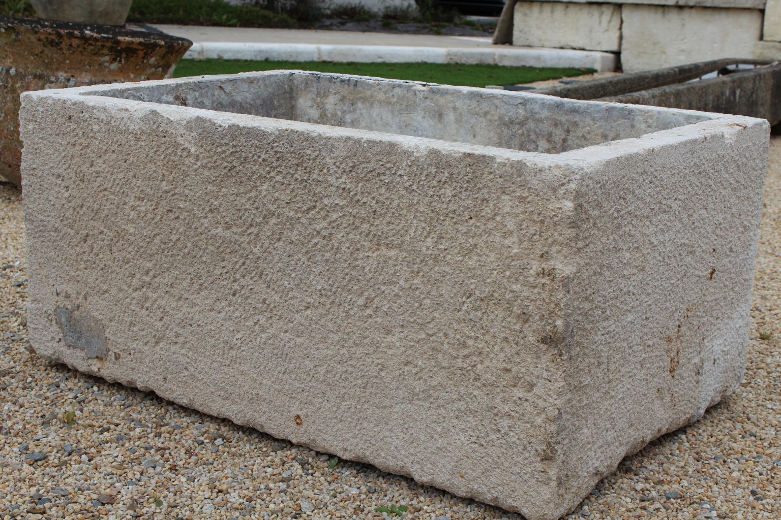 Bac en pierre pour jardin - Auge en pierre