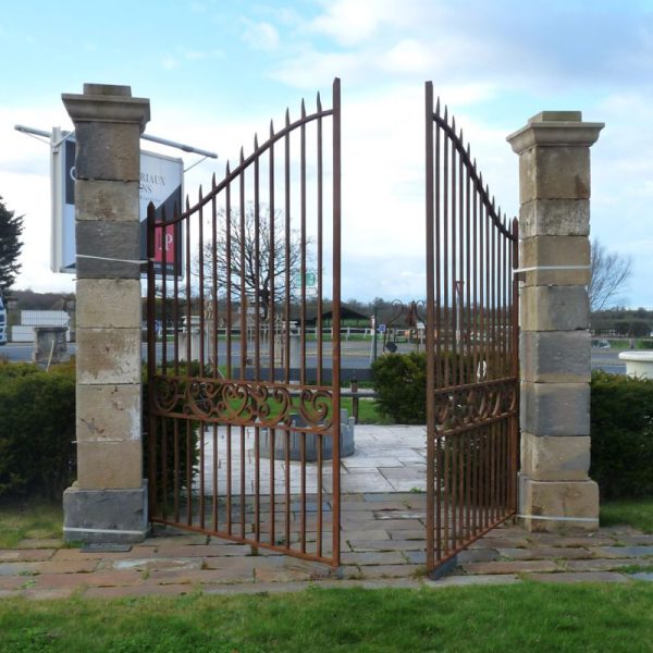 Réédition d'un portail ancien
