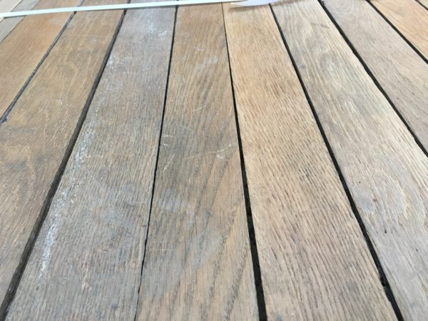 parquet haussmannien à la patine naturelle