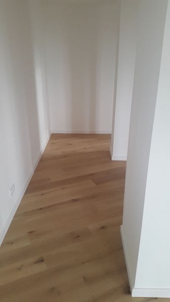 parquet en chêne naturel clair lune