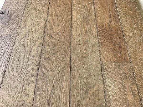 parquet vieilli en chêne