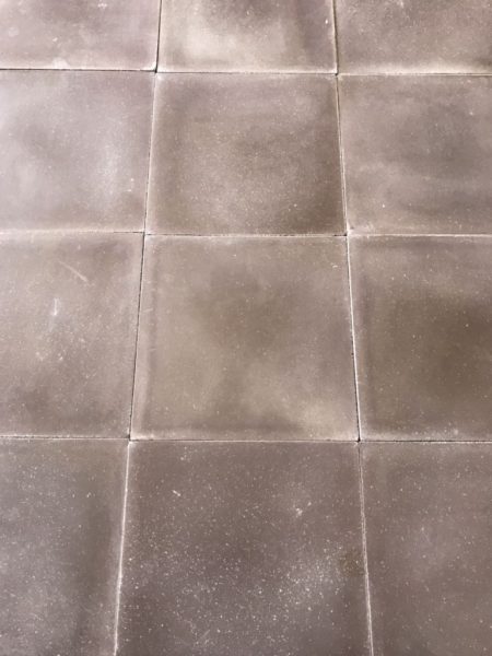 carreaux ciment violine finiton viellie