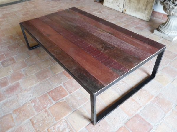 grand plateau table basse rouge