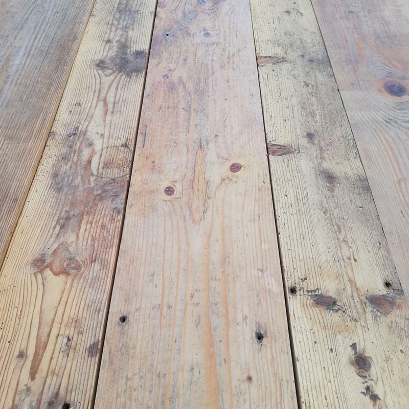 plancher clair de récuperation en sapin