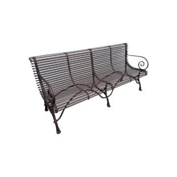 banc ancien de 4 places assises en exposition de materiaux