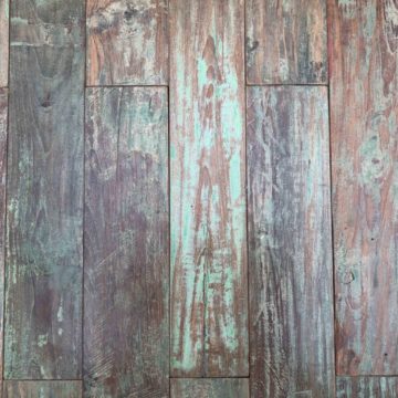 parquet vintage en teck avec peinture vert nuancé