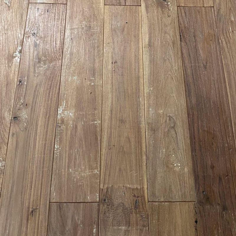 Parquet en teck pour appartement