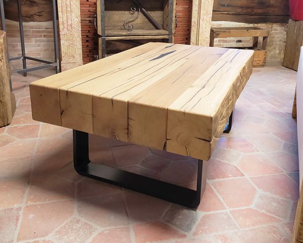 Table basse en bois ancien