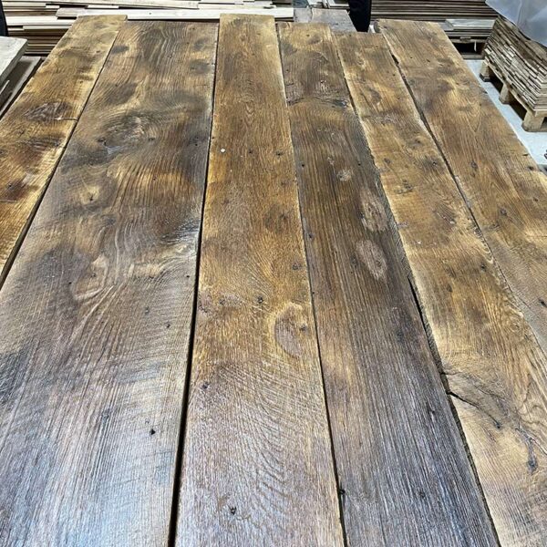 PLancher ancien en vieux bois