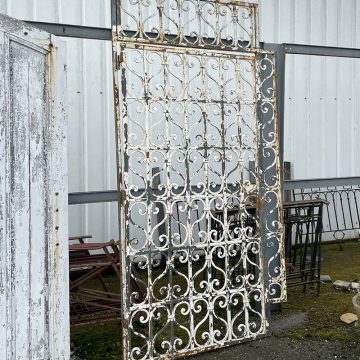 Portail ou portillon en fer forgé