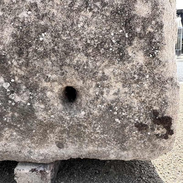 trou du bac ancien en pierre