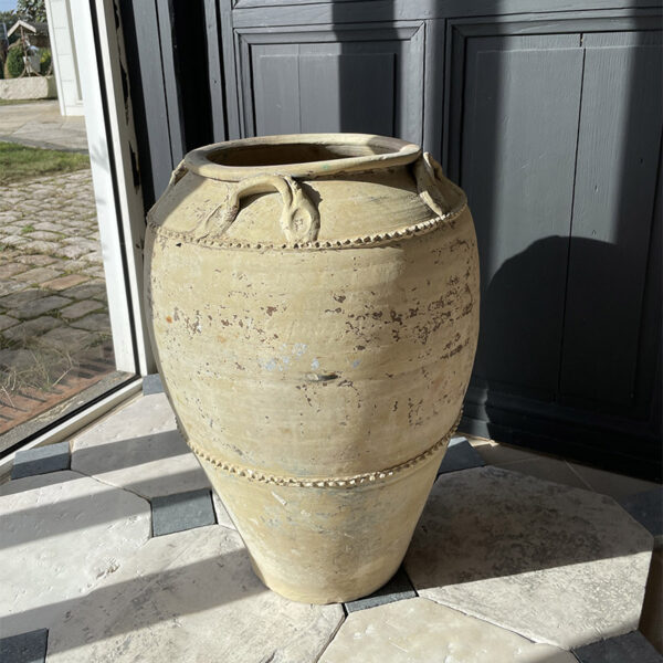 Amphore de grande taille