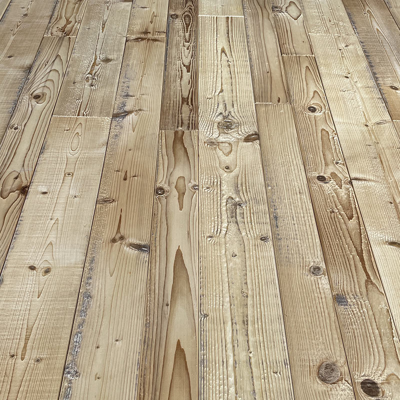 Plancher en vieux bois naturel grandes longueurs