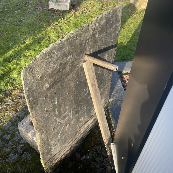 Fontaine plaque ardoise fronton
