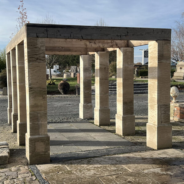 pergola en pierre