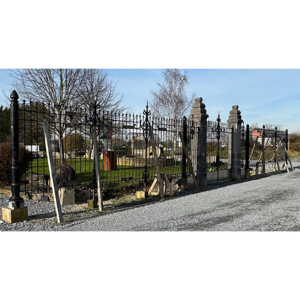très grande entrée de propriété