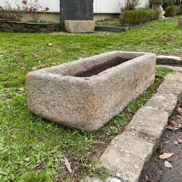 auge rectangulaire en granit