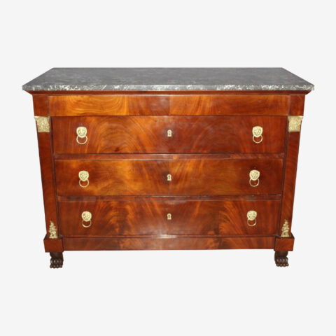 commode trois tiroirs style Restauration